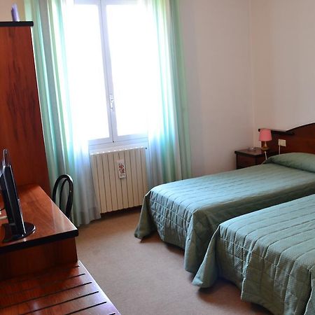 Albergo Elena Pianoro Zewnętrze zdjęcie
