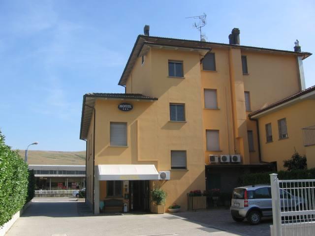Albergo Elena Pianoro Zewnętrze zdjęcie